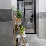 Molucano Apartment *